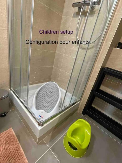 Lovely House With Free Paris Parking Baby Friendly Holiday home *